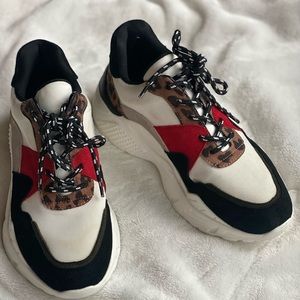 Steve Madden sneakers